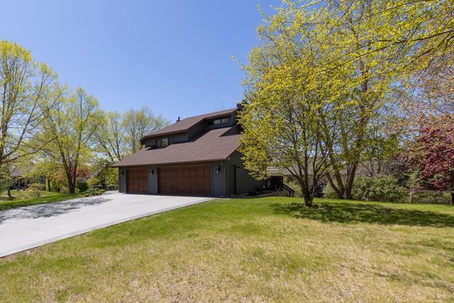 6315 Sequoia Circle, Eden Prairie, MN 55346
