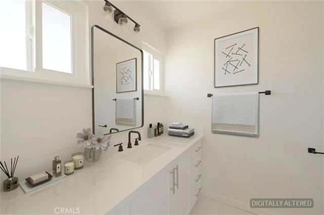 18190 Hiawatha Road, Apple Valley, CA 92307
