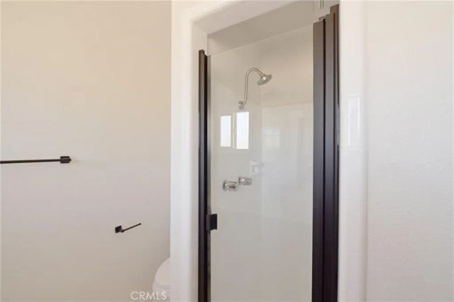 18190 Hiawatha Road, Apple Valley, CA 92307