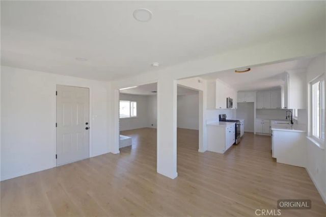 18190 Hiawatha Road, Apple Valley, CA 92307