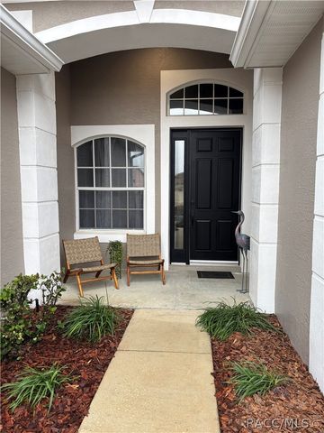 5648 W Hunters Ridge Circle, Lecanto, FL 34461