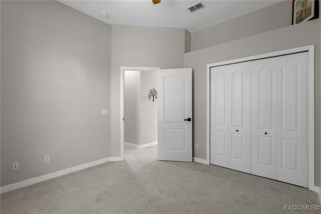 5648 W Hunters Ridge Circle, Lecanto, FL 34461