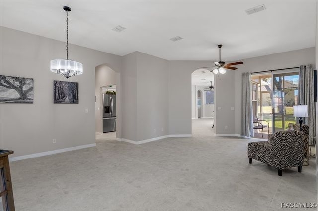 5648 W Hunters Ridge Circle, Lecanto, FL 34461