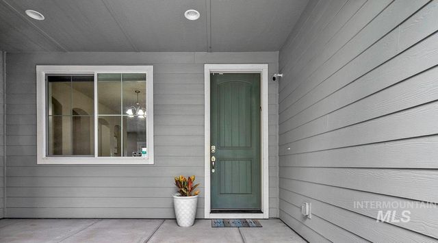 5360 W Grand Rapids St, Meridian, ID 83646