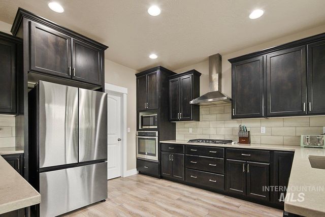 5360 W Grand Rapids St, Meridian, ID 83646