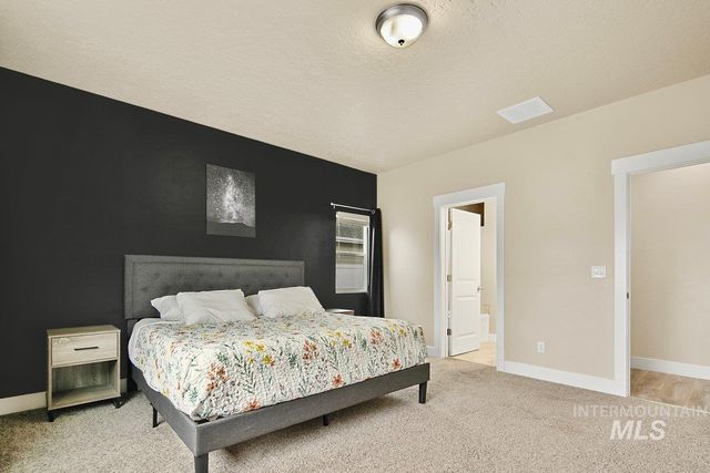 5360 W Grand Rapids St, Meridian, ID 83646