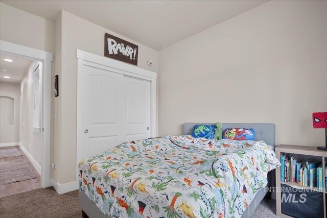 5360 W Grand Rapids St, Meridian, ID 83646