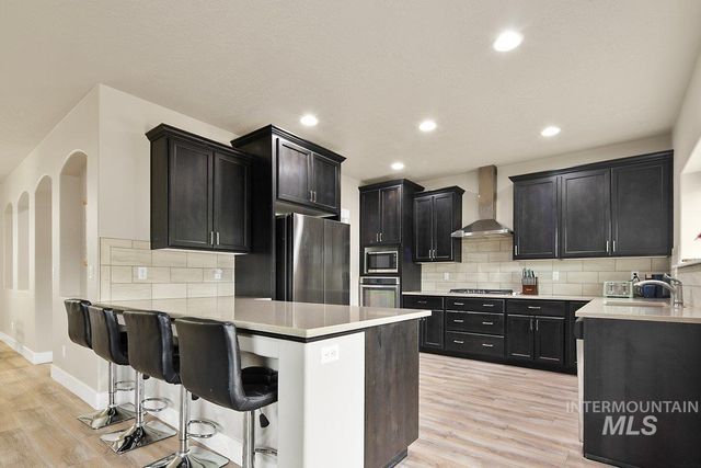 5360 W Grand Rapids St, Meridian, ID 83646