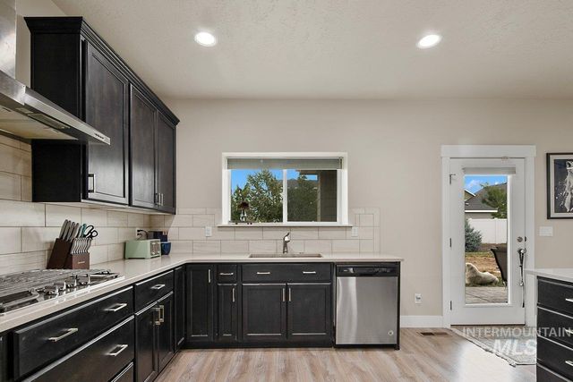 5360 W Grand Rapids St, Meridian, ID 83646