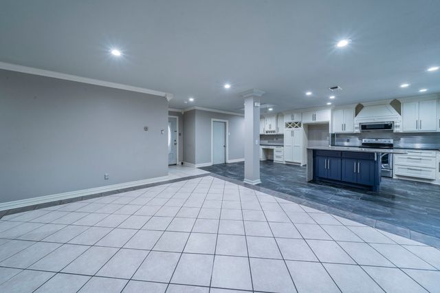 1825 Emerald Drive, Irving, TX 75060
