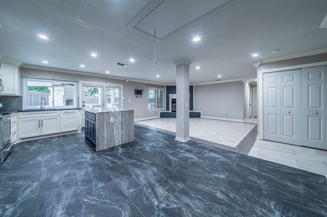 1825 Emerald Drive, Irving, TX 75060
