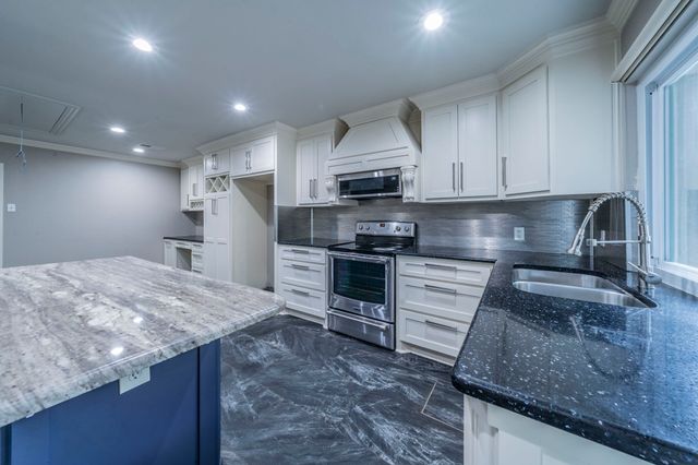 1825 Emerald Drive, Irving, TX 75060