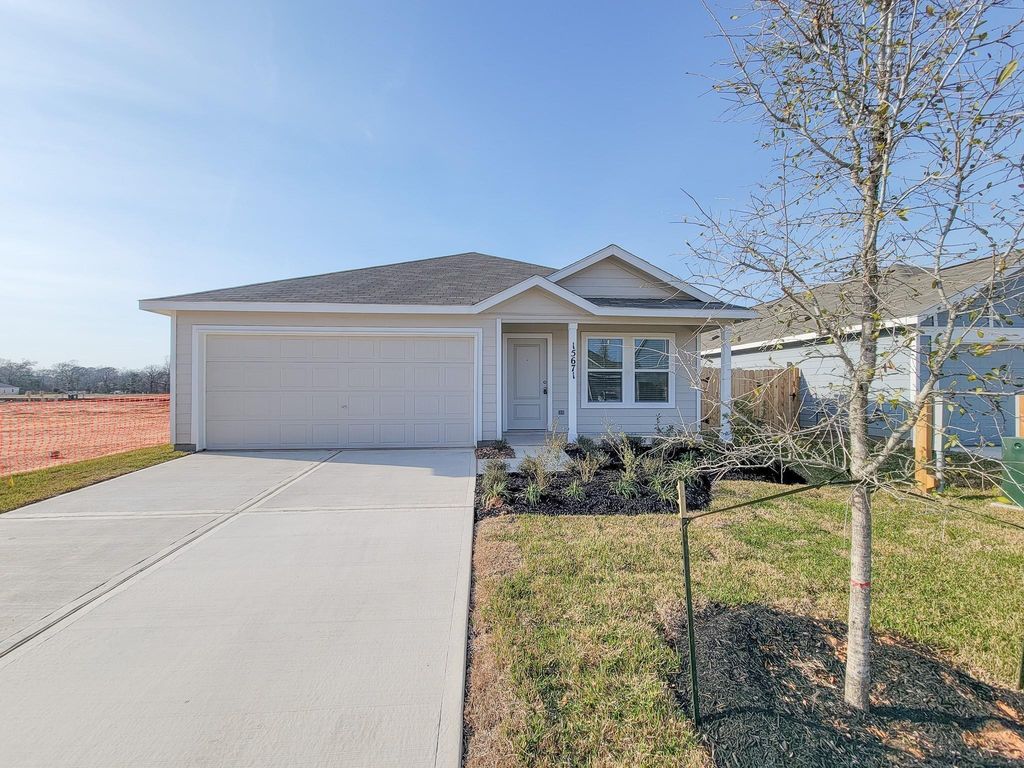 15671 Plum Brook Drive, Conroe, TX 77303