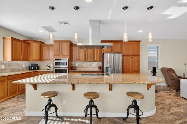 5774 S SETON Avenue, Gilbert, AZ 85298