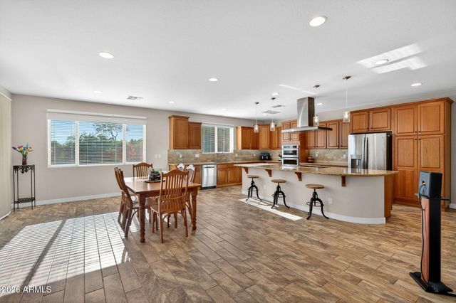 5774 S SETON Avenue, Gilbert, AZ 85298