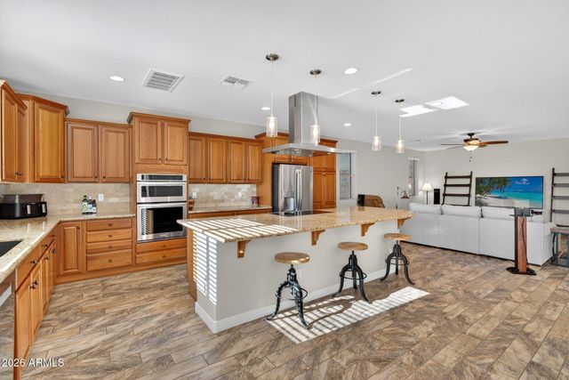 5774 S SETON Avenue, Gilbert, AZ 85298