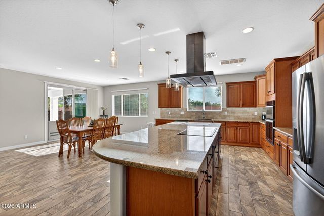 5774 S SETON Avenue, Gilbert, AZ 85298