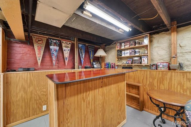 5034 Ray Avenue, St Louis, MO 63116