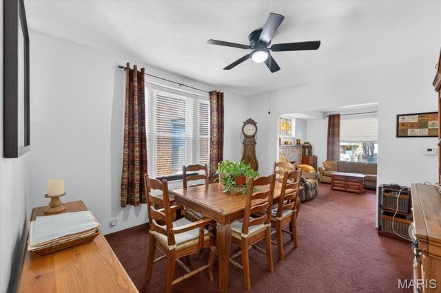 5034 Ray Avenue, St Louis, MO 63116