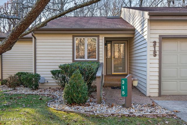 315 Lake Catherine Circle, Crossville, TN 38558