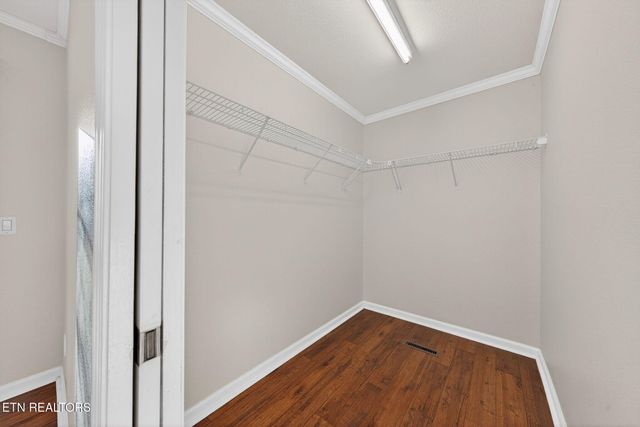 315 Lake Catherine Circle, Crossville, TN 38558