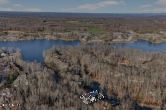 315 Lake Catherine Circle, Crossville, TN 38558