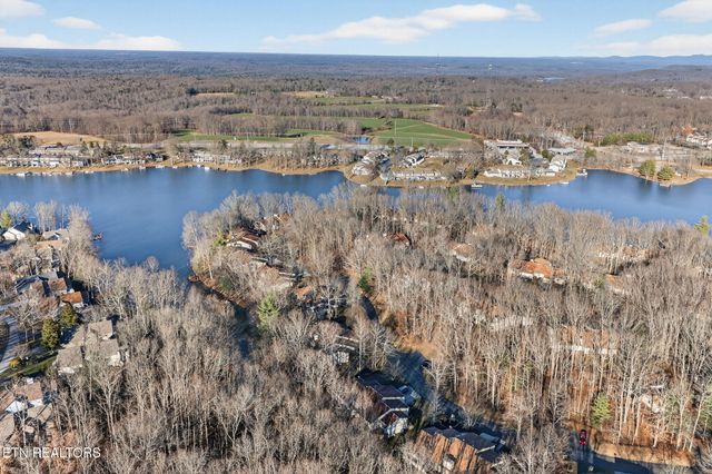 315 Lake Catherine Circle, Crossville, TN 38558