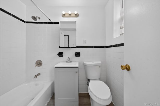 175-45 88th Avenue 6F, Jamaica, NY 11432