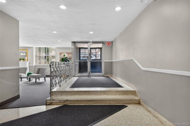 175-45 88th Avenue 6F, Jamaica, NY 11432