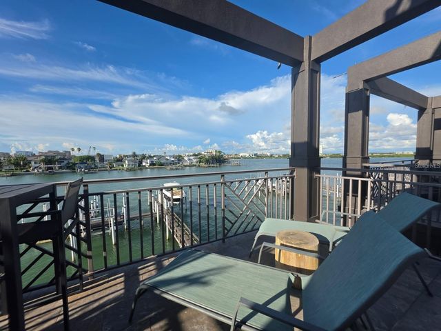 176 BRIGHTWATER DRIVE 2, Clearwater, FL 33767
