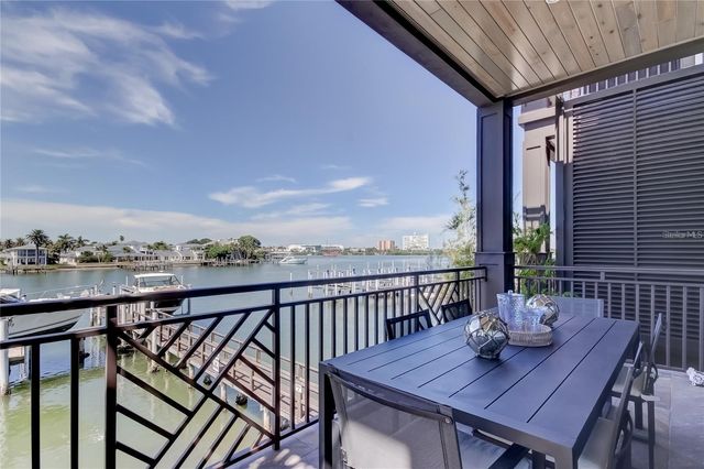 176 BRIGHTWATER DRIVE 2, Clearwater, FL 33767