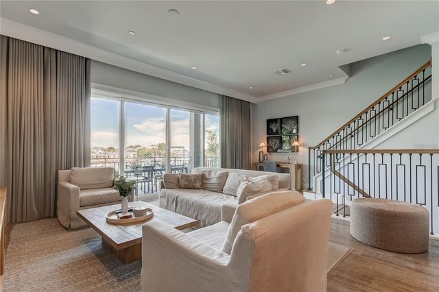 176 BRIGHTWATER DRIVE 2, Clearwater, FL 33767