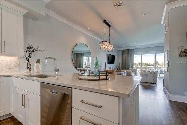 176 BRIGHTWATER DRIVE 2, Clearwater, FL 33767
