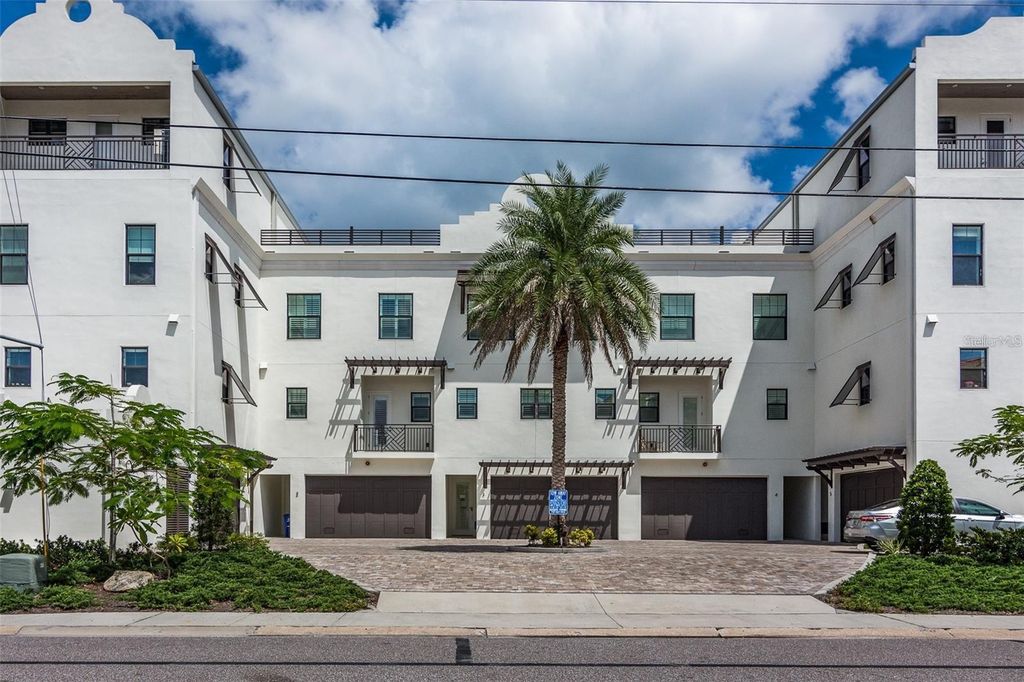 176 BRIGHTWATER DRIVE 2, Clearwater, FL 33767