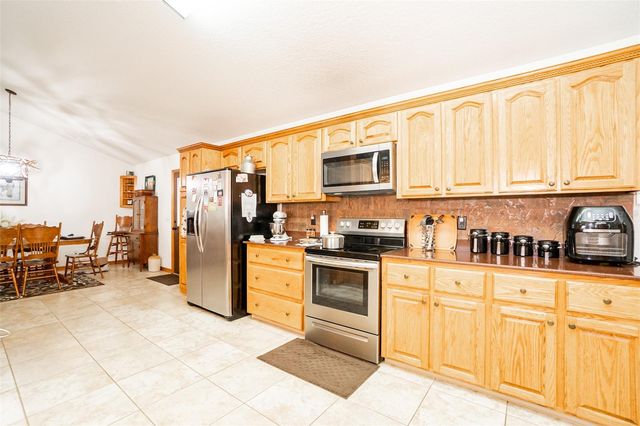8600 NE 147TH AVENUE ROAD, Silver Springs, FL 34488