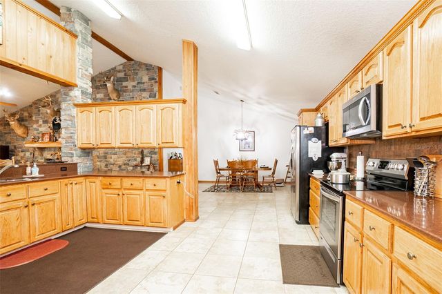 8600 NE 147TH AVENUE ROAD, Silver Springs, FL 34488