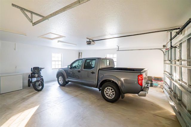 8600 NE 147TH AVENUE ROAD, Silver Springs, FL 34488