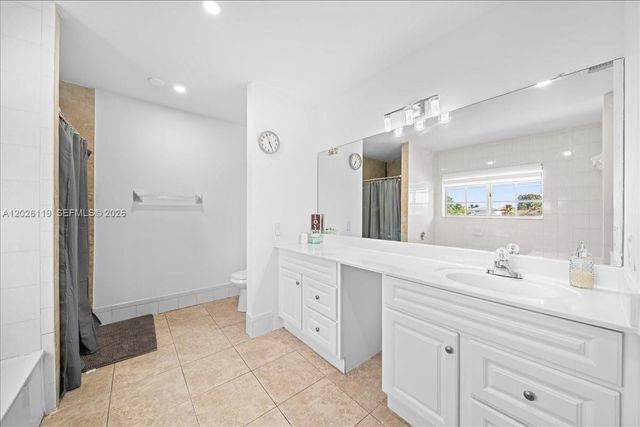 15341 SW 36th St, Miami, FL 33185
