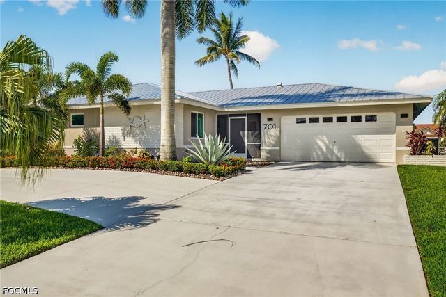 701 Santa Margerita LN, Punta Gorda, FL 33950