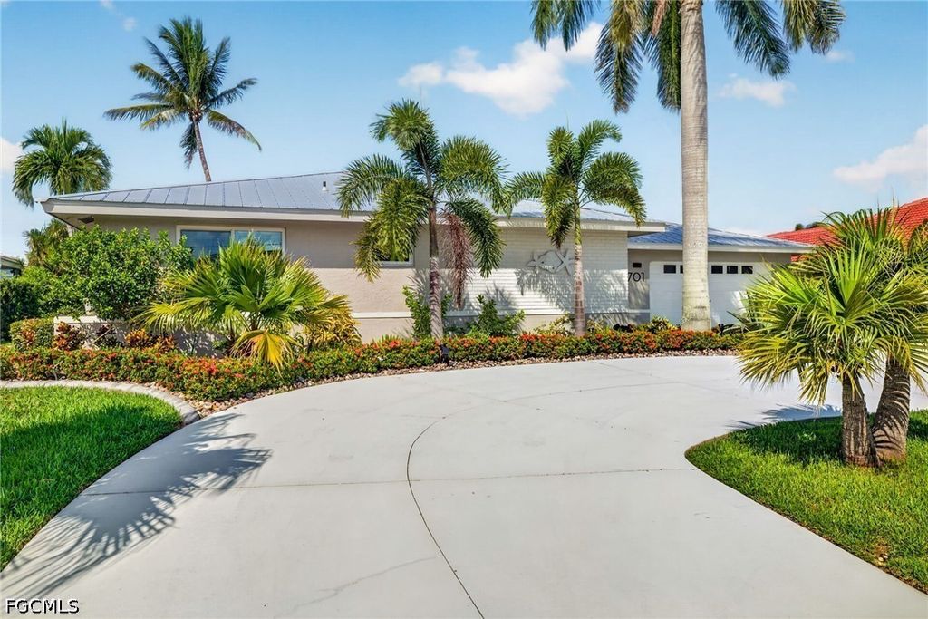 701 Santa Margerita LN, Punta Gorda, FL 33950