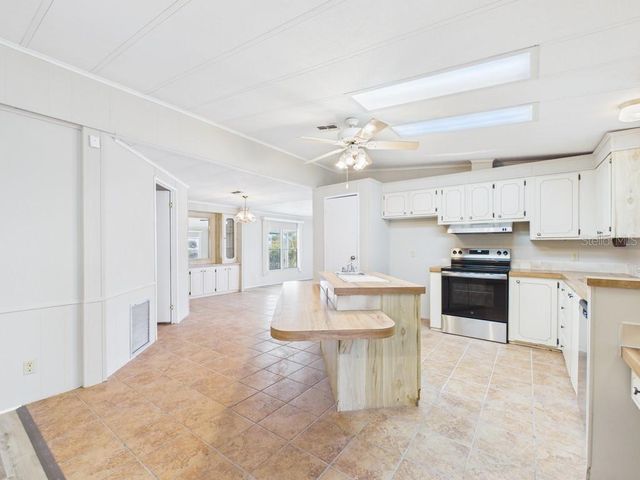 9212 DENMARSH DRIVE, Brooksville, FL 34613