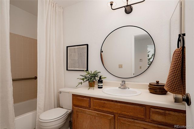 8045 W Eastman Place 206, Lakewood, CO 80227