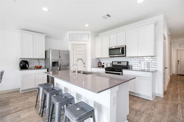 8219 Molasses Way, Rosharon, TX 77583