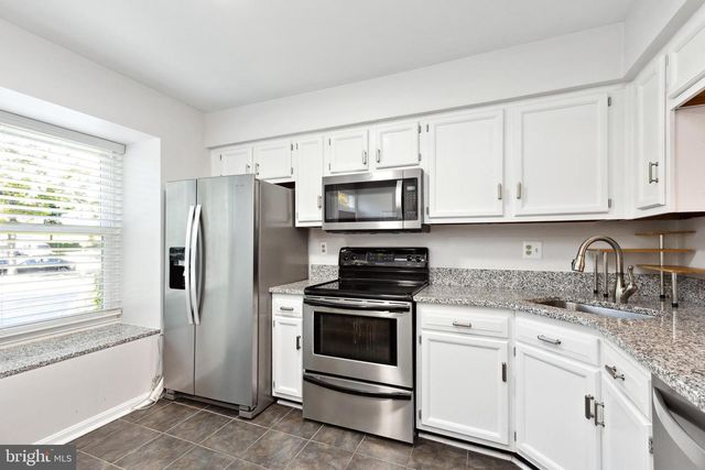 9525 CLOCKTOWER LN, Columbia, MD 21046