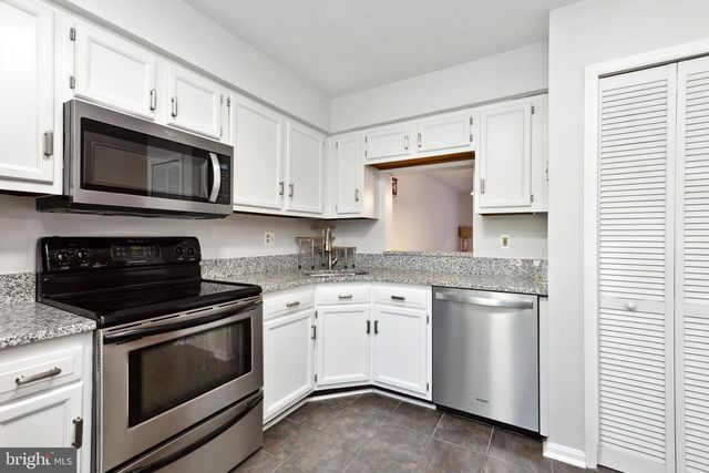 9525 CLOCKTOWER LN, Columbia, MD 21046