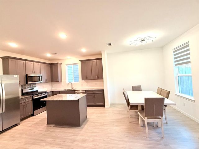 24619 Applewood Crest Lane, Porter, TX 77365