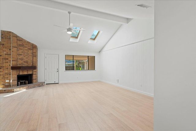 1400 Lance WAY, Austin, TX 78758