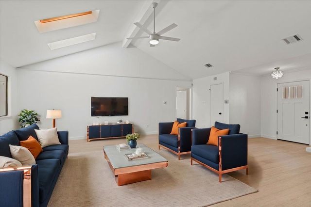 1400 Lance WAY, Austin, TX 78758