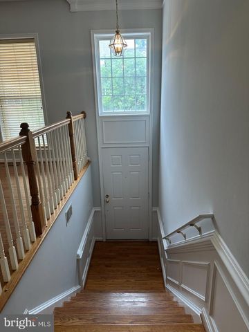 45760 SMOKETREE TER, Sterling, VA 20166