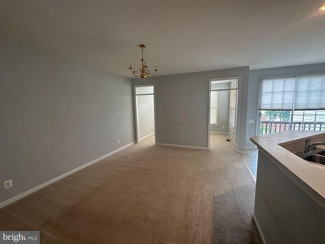 45760 SMOKETREE TER, Sterling, VA 20166